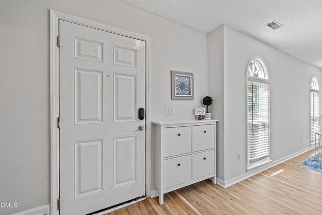 109 Romaine Court, Cary, NC 27513
