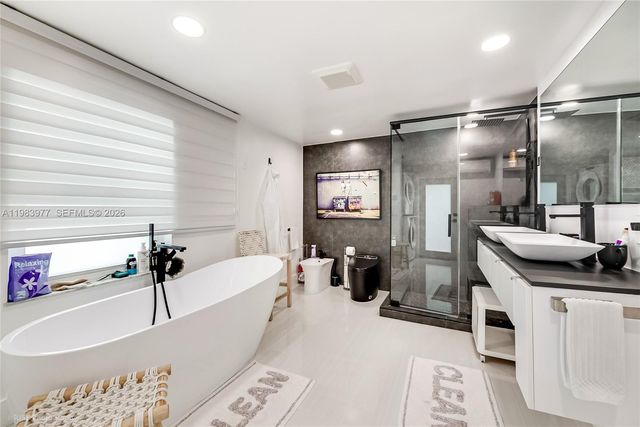 7235 SW 39th St, Miami, FL 33155