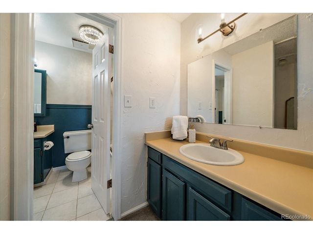 4884 S Braun St, Morrison, CO 80465