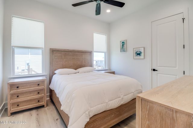 64 Fiber Street, Bay Saint Louis, MS 39520