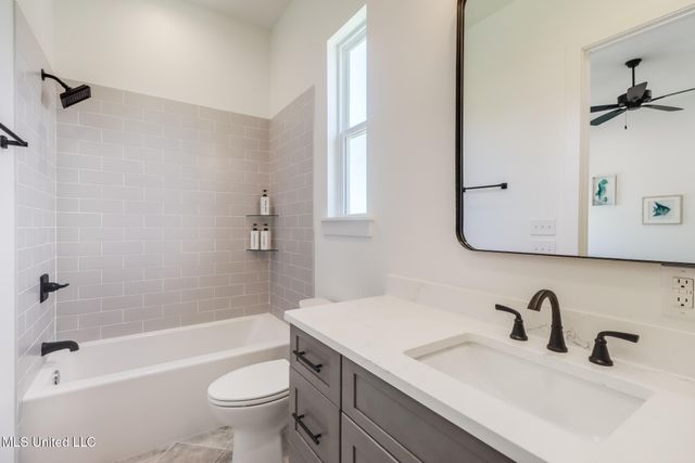 64 Fiber Street, Bay Saint Louis, MS 39520