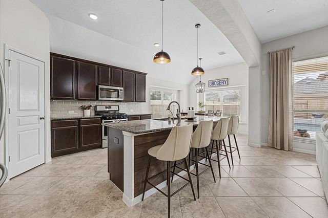 1504 Nacogdoches Valley Drive, League City, TX 77573