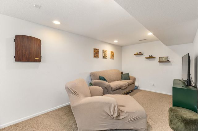 1995 SE Oxford Drive, Waukee, IA 50263