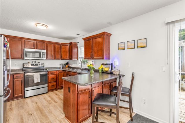 1995 SE Oxford Drive, Waukee, IA 50263