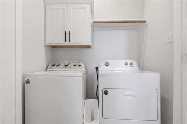 807 Double Mountain Road, College Station, TX 77845