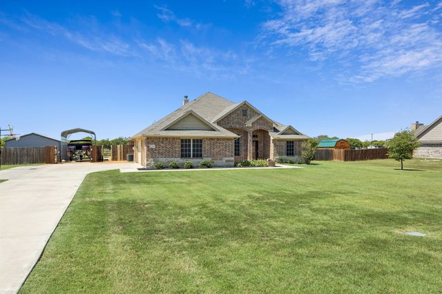 12585 Metz Road, Sanger, TX 76266