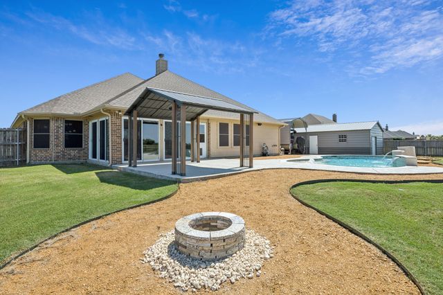 12585 Metz Road, Sanger, TX 76266