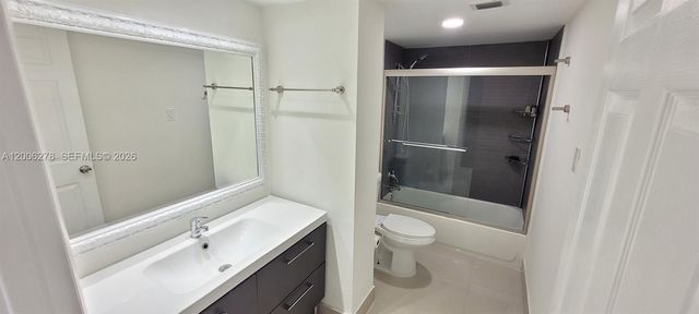 18011 Biscayne Boulevard 402, Aventura, FL 33160