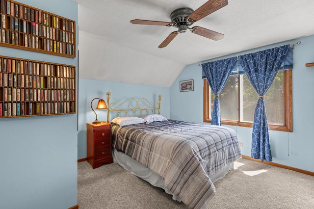 2854 Churchill Street, Roseville, MN 55113