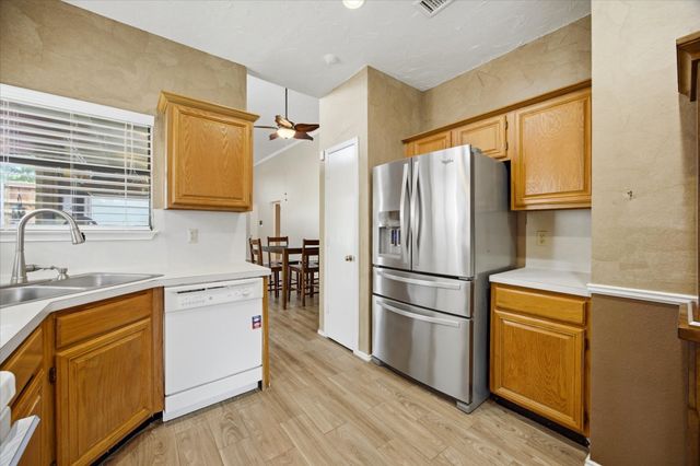 412 Seminary Ridge, Mesquite, TX 75149