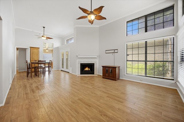 412 Seminary Ridge, Mesquite, TX 75149
