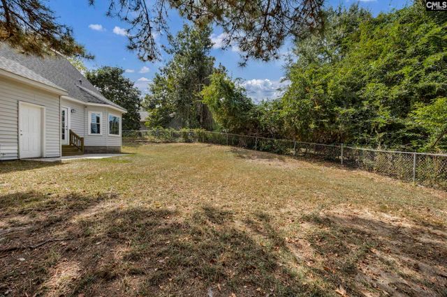 207 Flowerwood Drive, Hopkins, SC 29061