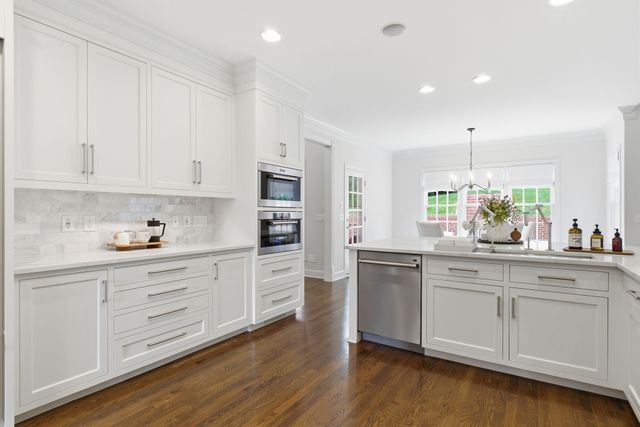 26 Missionary Dr, Brentwood, TN 37027