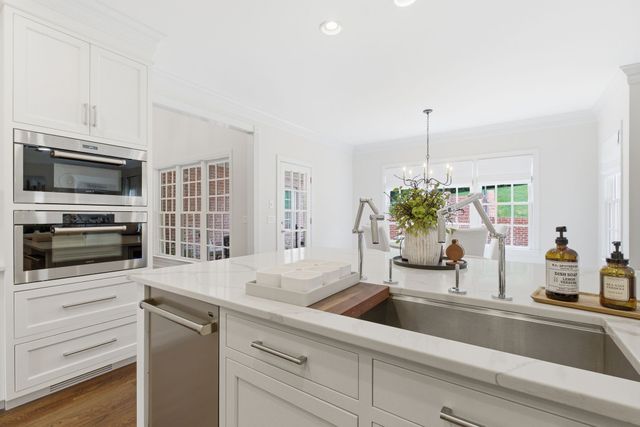 26 Missionary Dr, Brentwood, TN 37027