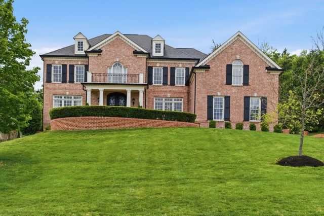 26 Missionary Dr, Brentwood, TN 37027