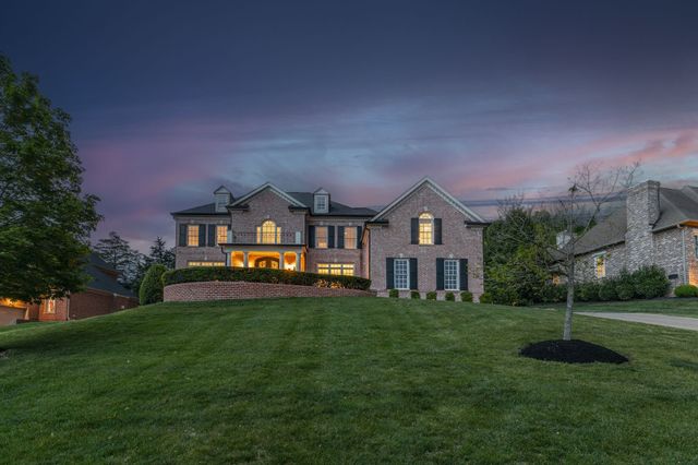 26 Missionary Dr, Brentwood, TN 37027