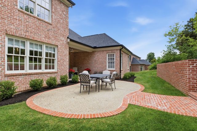 26 Missionary Dr, Brentwood, TN 37027