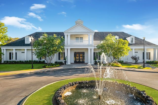 26 Missionary Dr, Brentwood, TN 37027