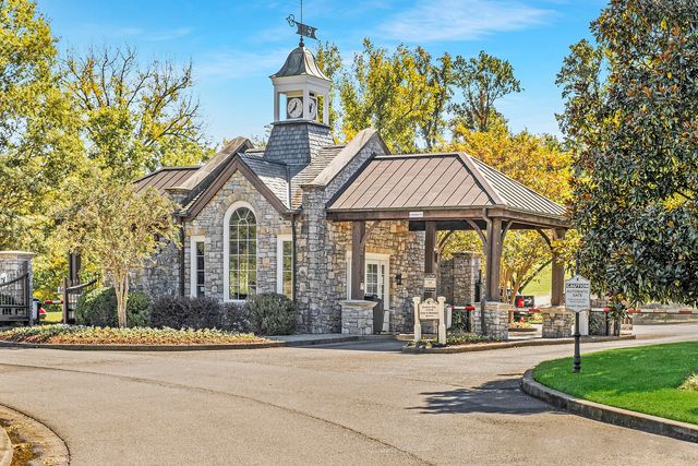 26 Missionary Dr, Brentwood, TN 37027