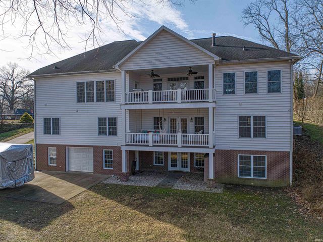 6055 Pfafflin Lake Boulevard, Newburgh, IN 47630