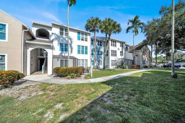 2319 N Congress Avenue 22, Boynton Beach, FL 33426