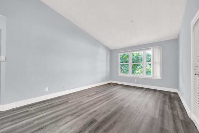 2319 N Congress Avenue 22, Boynton Beach, FL 33426