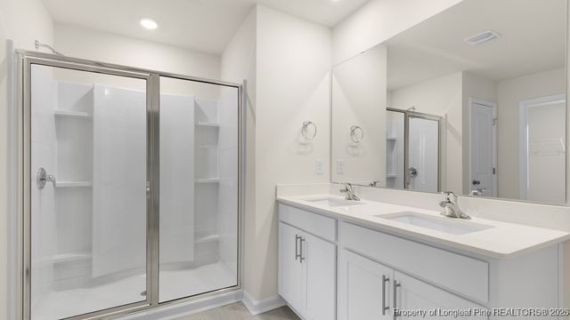 1025 Misty Creek Drive, Aberdeen, NC 28315