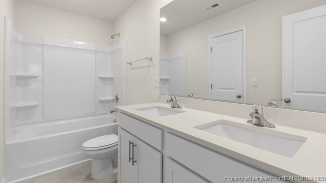 1025 Misty Creek Drive, Aberdeen, NC 28315