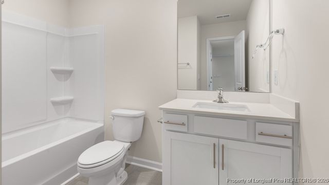 1025 Misty Creek Drive, Aberdeen, NC 28315