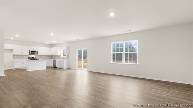 1025 Misty Creek Drive, Aberdeen, NC 28315