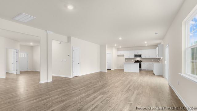 1025 Misty Creek Drive, Aberdeen, NC 28315