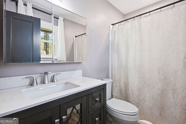 2470 Northbrook Road, Snellville, GA 30039