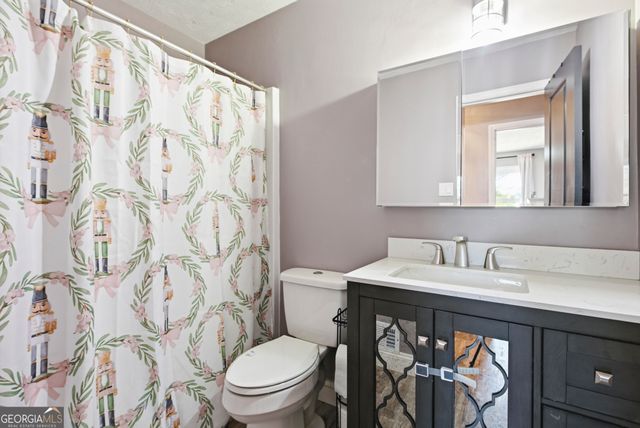 2470 Northbrook Road, Snellville, GA 30039