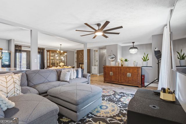 2470 Northbrook Road, Snellville, GA 30039