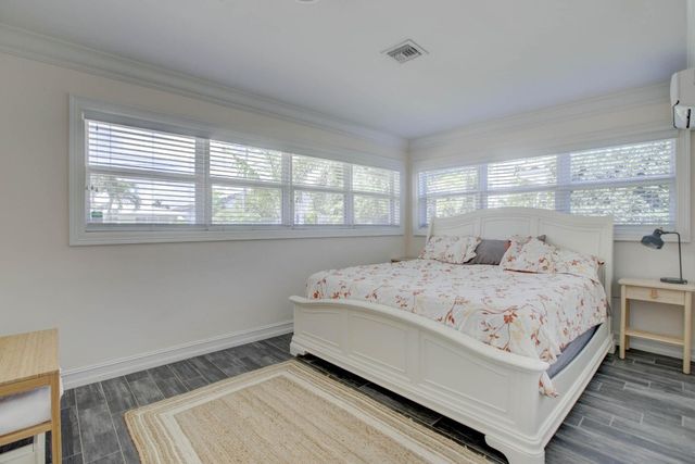 1920 Waters Edge, Pompano Beach, FL 33062