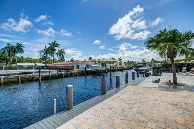 1920 Waters Edge, Pompano Beach, FL 33062