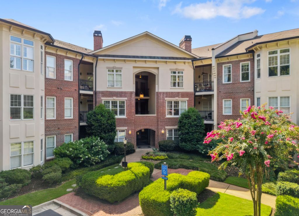 828 Highland Lane NE 2201, Atlanta, GA 30306 — exterior