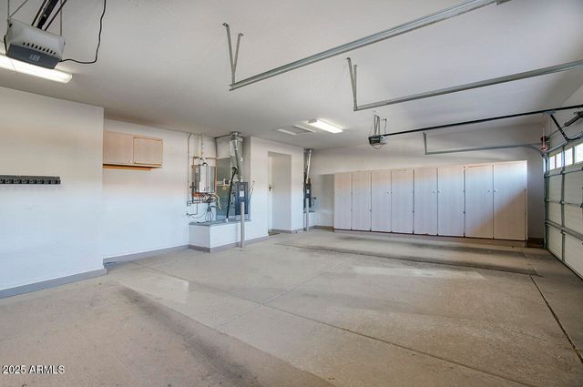 18011 W Tierra Del Sol Drive, Surprise, AZ 85387