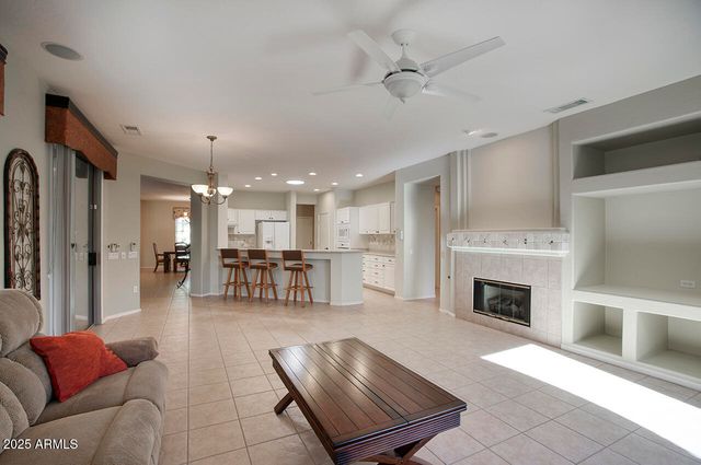 18011 W Tierra Del Sol Drive, Surprise, AZ 85387