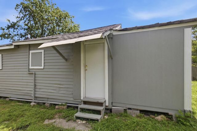 412 Owens Street, Houston, TX 77029