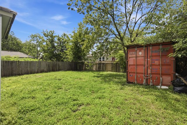 412 Owens Street, Houston, TX 77029