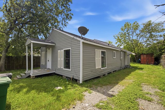 412 Owens Street, Houston, TX 77029