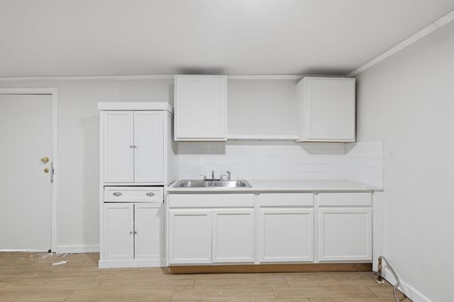 412 Owens Street, Houston, TX 77029