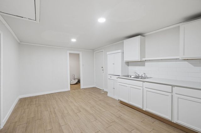 412 Owens Street, Houston, TX 77029