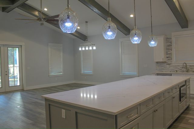 104 SW Second Avenue, Fort Walton Beach, FL 32548