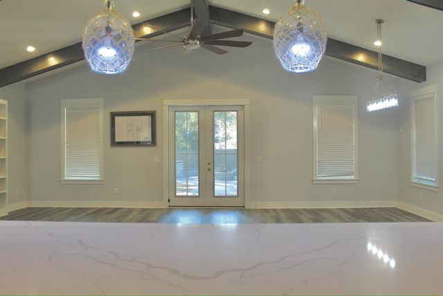 104 SW Second Avenue, Fort Walton Beach, FL 32548