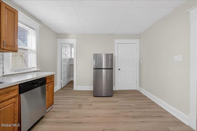 309 Division Street, Schenectady, NY 12304