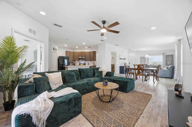 8256 CAMPBELL CROSSING CIRCLE, Lakeland, FL 33810