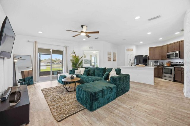 8256 CAMPBELL CROSSING CIRCLE, Lakeland, FL 33810