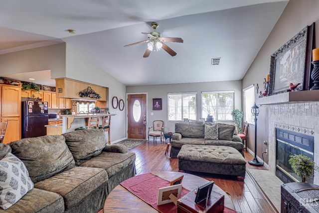 10810 Royal Ascot Avenue, Bakersfield, CA 93312